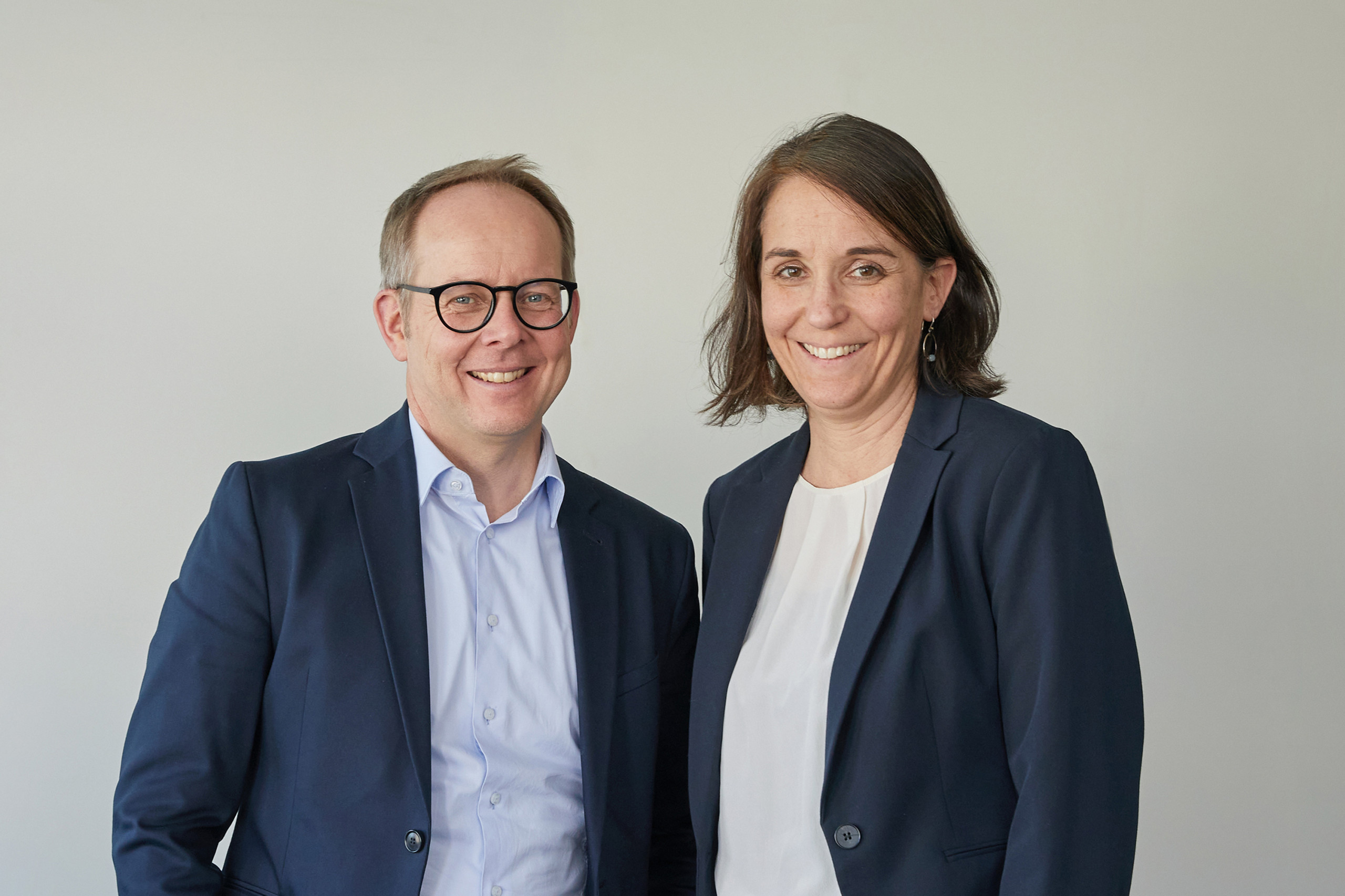 Portrait Mirjam Weigand und Dr. Ronny Jahn, Geschäftsführer bei Nolten Studien- und Berufsberater